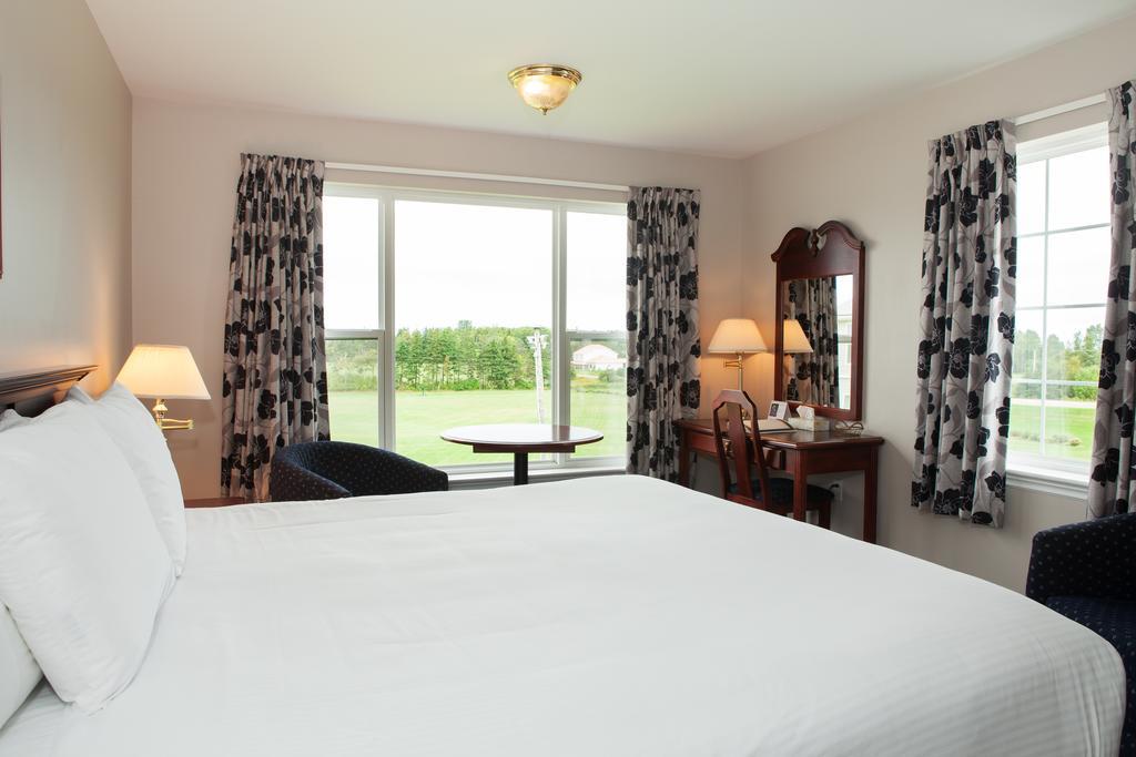 Brackley Beach Northwinds Hotel Екстериор снимка