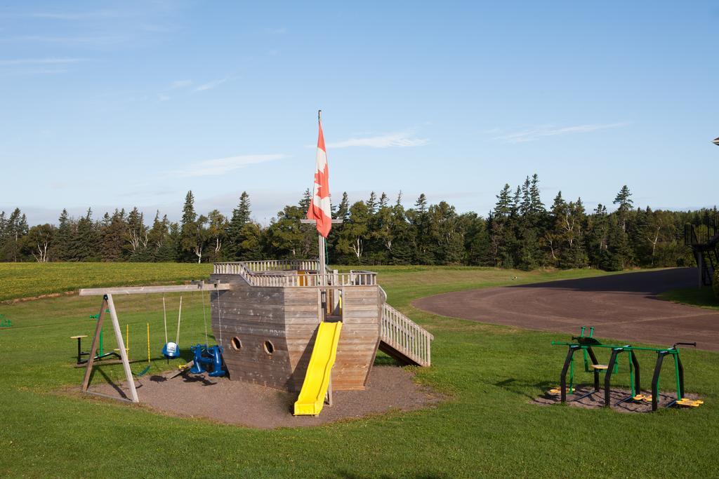 Brackley Beach Northwinds Hotel Екстериор снимка