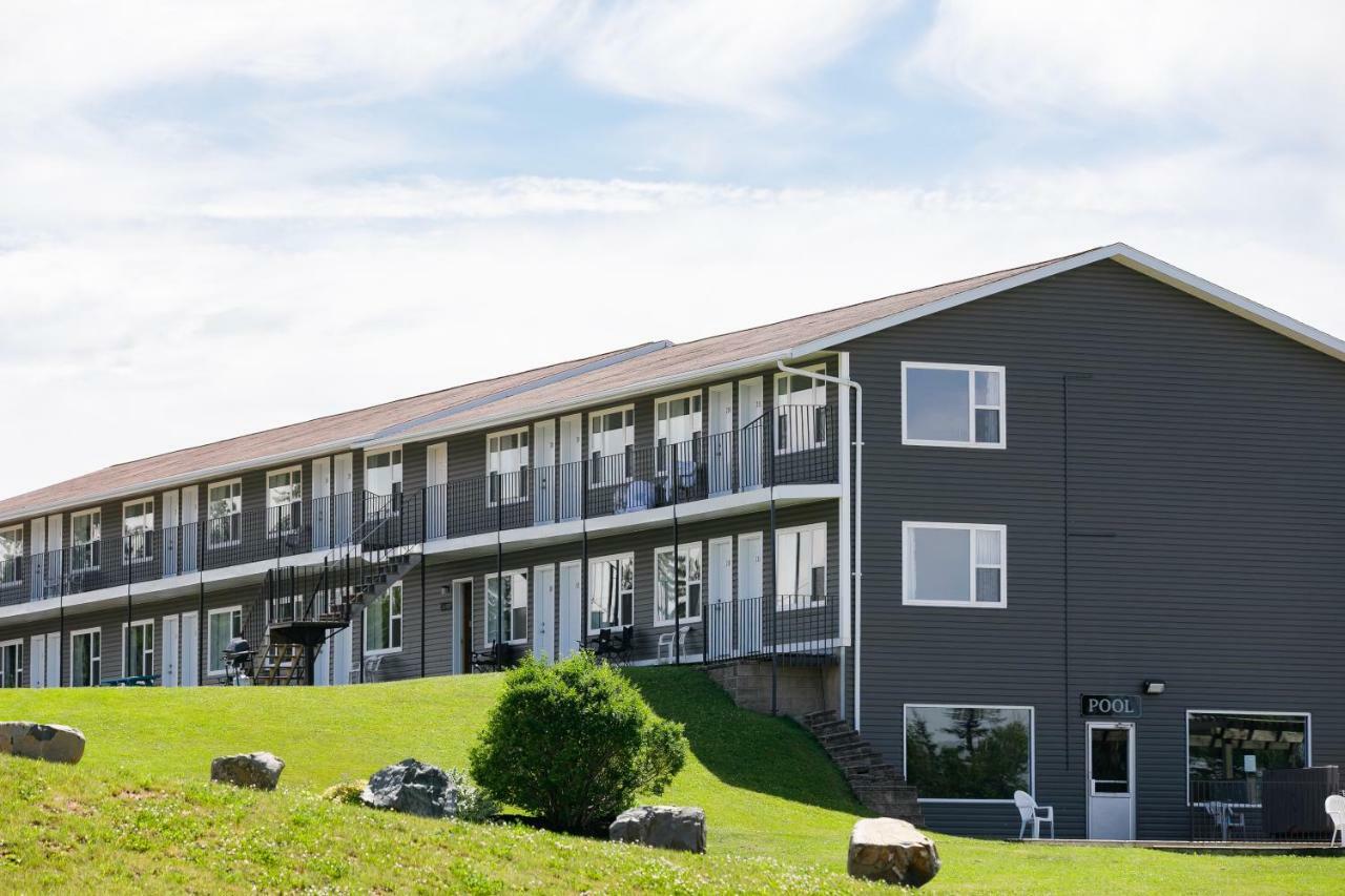 Brackley Beach Northwinds Hotel Екстериор снимка
